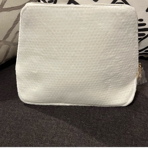 Guerlain Cosmetic Pouch Velour Bag Makeup Case (NWOT) - Picture 2 of 14